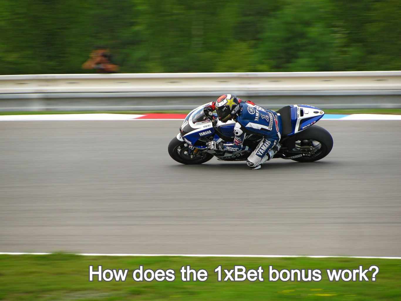 How does 1xBet bonus work